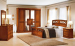 Поръчки за спални в класически стил с горна и долна табла на леглото  